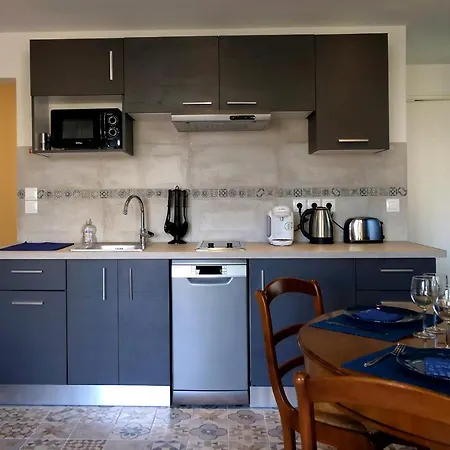 Διαμέρισμα Cosy 1br4p In - Topaze *
